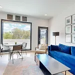 Illume Penthouse Apartment *