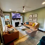Fatherland Country house Nashville