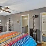 Holiday home E Nash Sf 5mi From Broadway Chef's Kitchen *