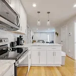 Watkins Park Getaway C Nashville