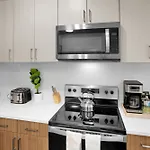 Apartment Hendrix Pool Gym Free Parking Nashville