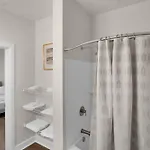 Apartment Hendrix Pool Gym Free Parking Nashville