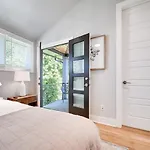 Mayas Luxury Oasis 2 Miles To Broadway Holiday home Nashville