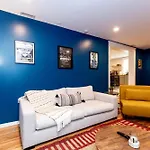 Holiday home Casa Azul - Boutique 3Br Ranch With Hot Tub & King Beds *