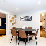 Casa Azul - Boutique 3Br Ranch With Hot Tub & King Beds * Nashville