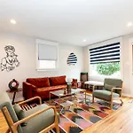 Casa Azul - Boutique 3Br Ranch With Hot Tub & King Beds Holiday home Nashville