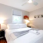 Holiday home Casa Azul - Boutique 3Br Ranch With Hot Tub & King Beds