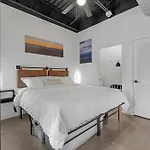 New Sleeps 4 - 7 Mins To Dwtn