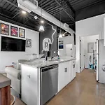 New Sleeps 4 - 7 Mins To Dwtn Nashville