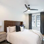 Elegant Space Walk To Belmont & Hillsboro Village