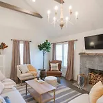 Beautiful In Donelson Close To Opryland Holiday home Nashville