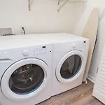 Enchanting Retreat 15 Minutes To Holiday home