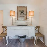 Holiday home Enchanting Retreat 15 Minutes To Nashville