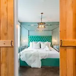 Holiday home 2 5 Miles To Dwntn 3 King Beds - Garage Parking Nashville