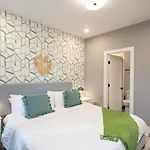 Holiday home 3 King Beds In Hip East Nash 1 Mile To Dwntn Nashville