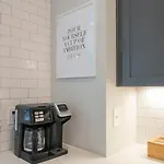 3 King Beds In Hip East Nash 1 Mile To Dwntn Holiday home Nashville