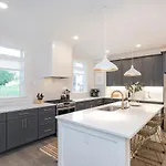 Holiday home 3 King Beds In Hip East Nash 1 Mile To Dwntn *