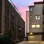 Stylish New Gulch Home Rooftop Deck W City Views