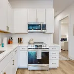 Apartment Jolene On Main 205 *