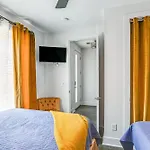 Bright Townhome ~ 5 Mi To Downtown! * Nashville