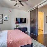 Lofts At 30th - 2 Floor Units Holiday home *