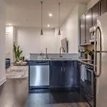 Holiday home Lofts At 30th - 2 Floor Units *