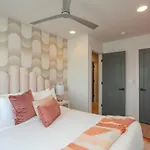 Fabulous Location Walk To Food & Bars Roof Deck *