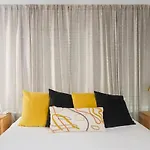 Stylish For 12 8th Ave South 6 Beds *