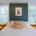 Stylish For 12 8th Ave South 6 Beds Nashville