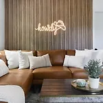 Songbird - Cozy & Centrally Located *