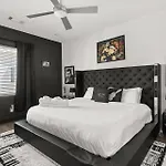 Vibe 857 Holiday home