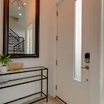 Walkable Hotspot Bars Nearby Broadway Close Holiday home Nashville