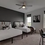 Broadway Bound 3br Perfect Weekend Getaway
