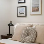 Holiday home Newly Remodeled! Beautiful 3bd In East Nash! *