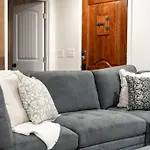 Newly Remodeled! Beautiful 3bd In East Nash! *