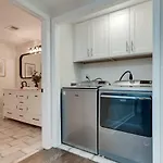 Newly Remodeled! Beautiful 3bd In East Nash! * Nashville