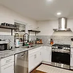 Newly Remodeled! Beautiful 3bd In East Nash! * Nashville