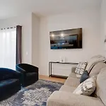 Encore Escape Near Opry With Rooftop Sleep 8 Holiday home *