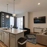 Holiday home Encore Escape Near Opry With Rooftop Sleep 8 *