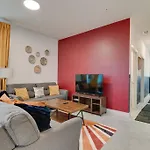 Chic Condo, 2mi To Downtown, Sleeps 8, By Geodis