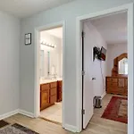 Lovely 2 Bdr With Balcony 2m To Broadway Apartment *