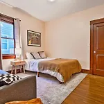 Bright In Hip East Walk To 5 Points - Only 2 Miles To Downtown