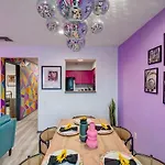 Vibrant Riverfront 2bd With A Pool Apartment Nashville
