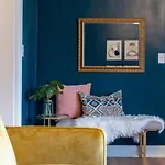 Apartment Sleep 8 In Our Cozy Colonial 2miles From Broadway Nashville