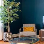 Sleep 8 In Our Cozy Colonial 2miles From Broadway Nashville