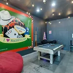 Holiday home Renovated Pink Palace, Walkable Location