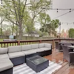 Walkable East Nash 3br With Big Yard Near Local Eats *