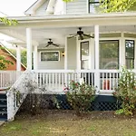 Southern Charm Downtown, Walk To Farmers Market &