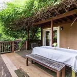 Prime Location In 12south, Walkable To Shopping & Dining Holiday home