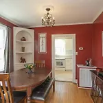 Golf Views, Porch Vibes, 3mi To Broadway! *